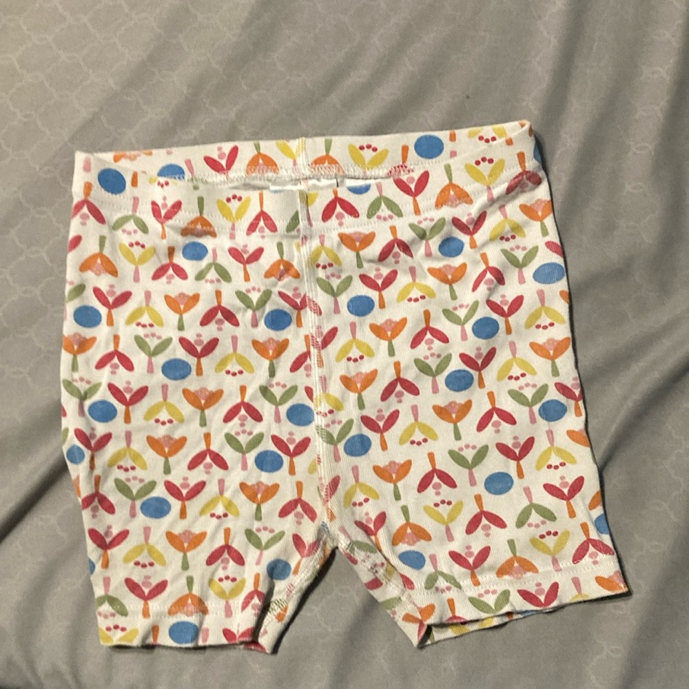 Hanna andersson short John pink flowers size 120 cm / US 6-7